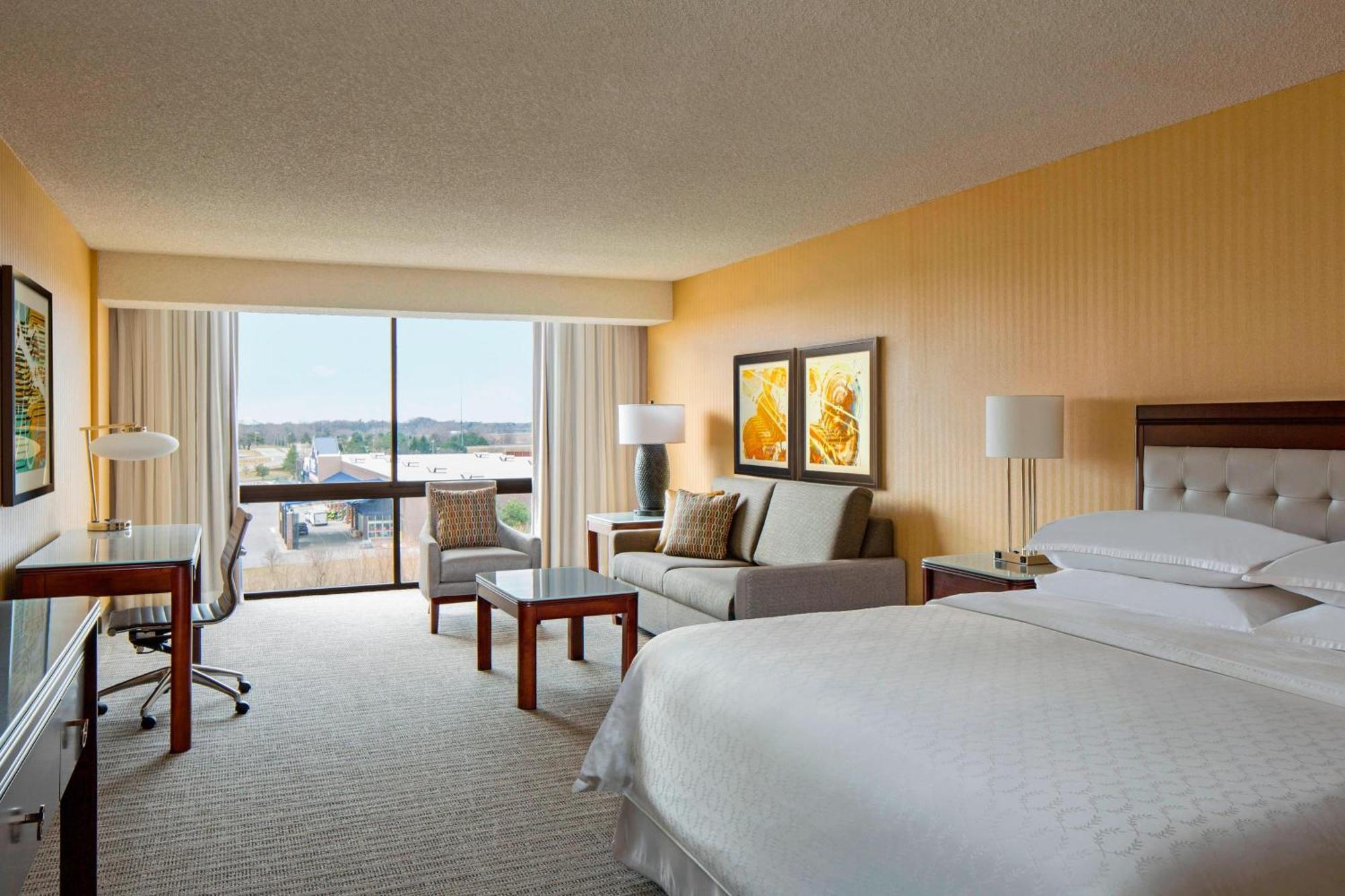 Sheraton Уест Де Мойн Екстериор снимка